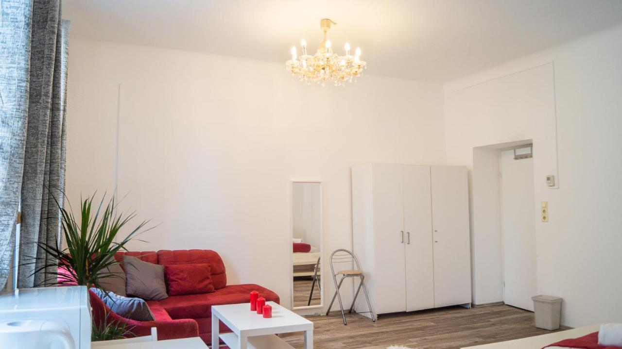 Spacious Shared Apartment Schoenbrunn Wien Eksteriør billede