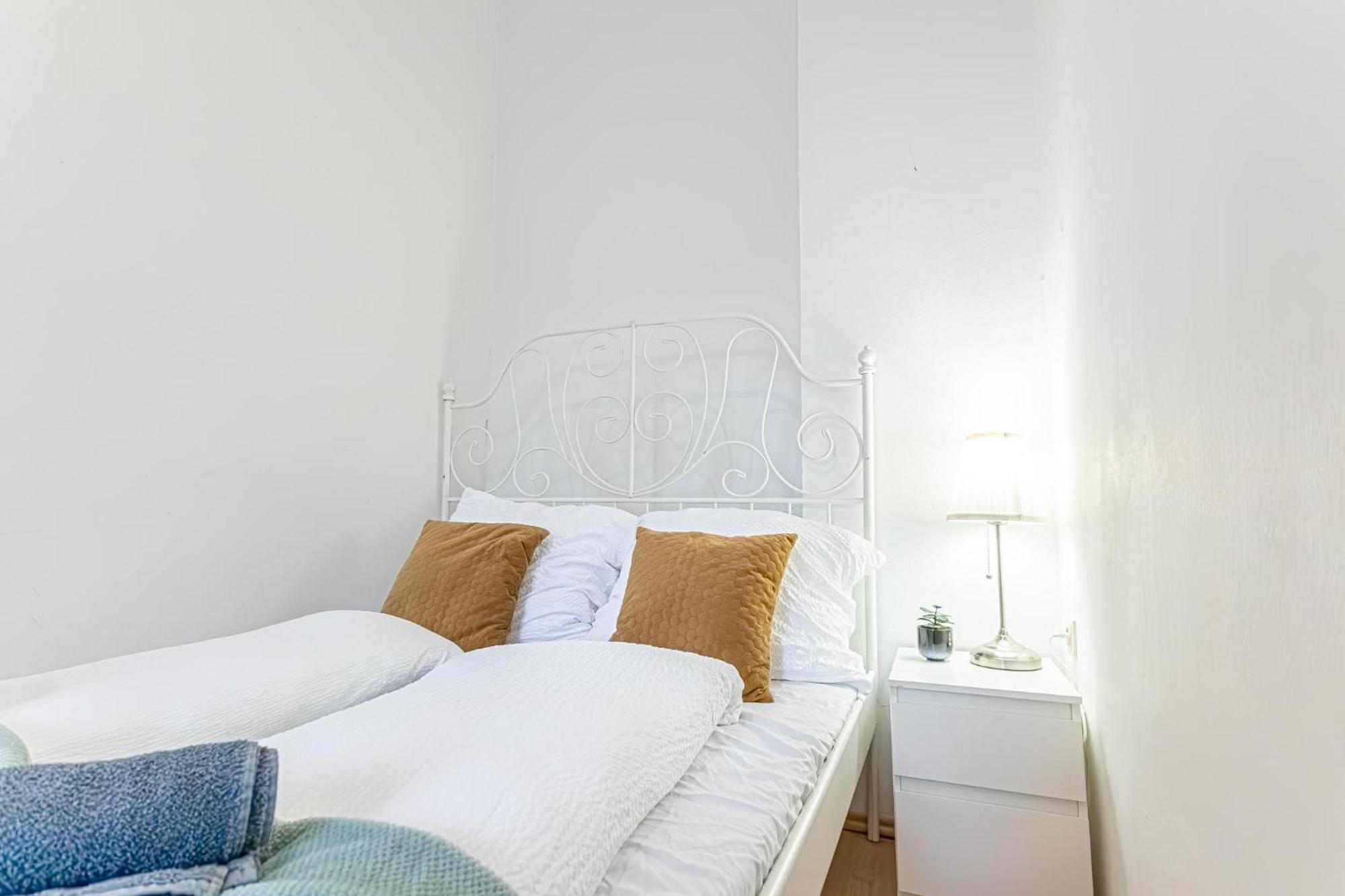Spacious Shared Apartment Schoenbrunn Wien Eksteriør billede