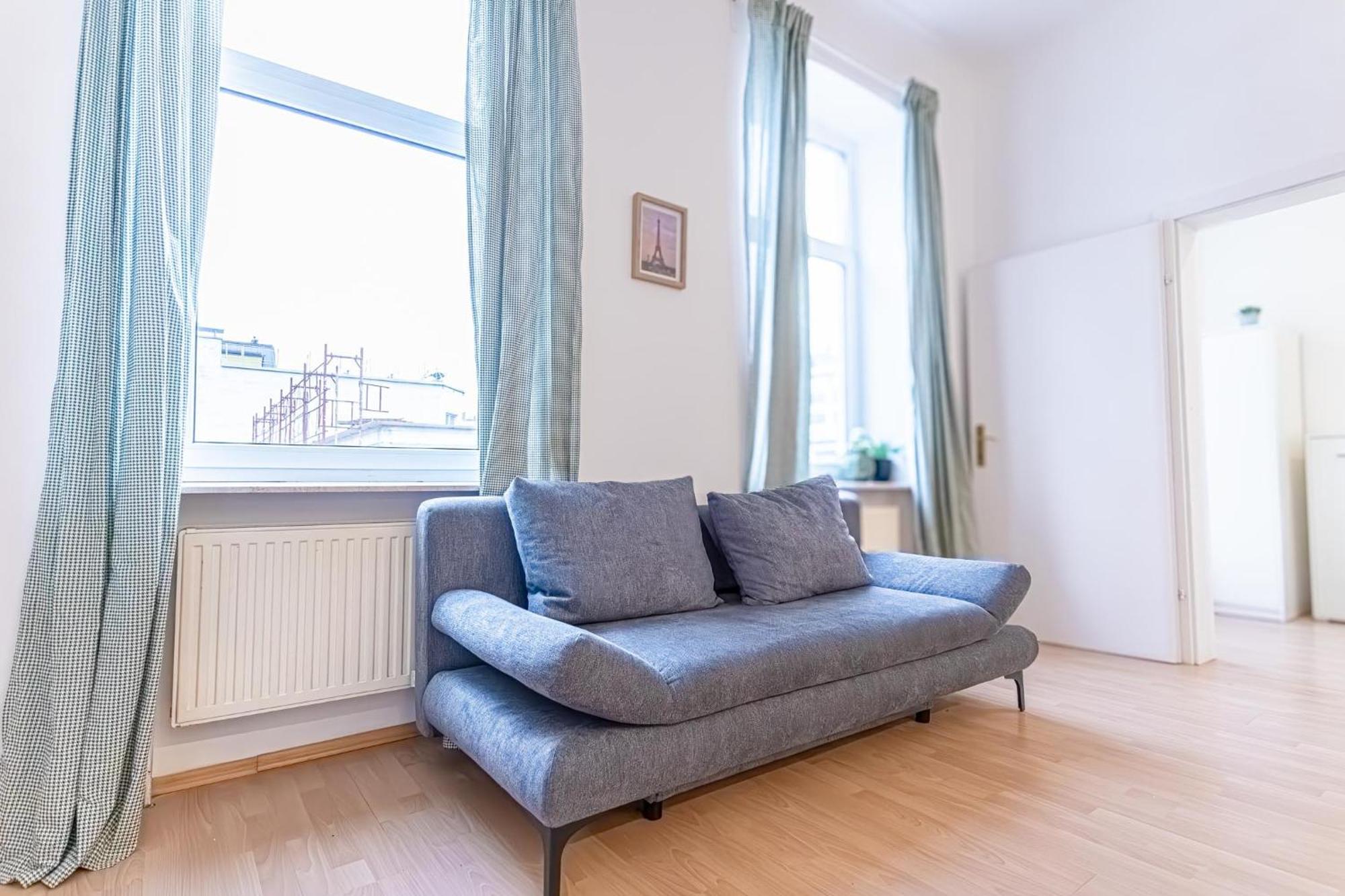 Spacious Shared Apartment Schoenbrunn Wien Eksteriør billede